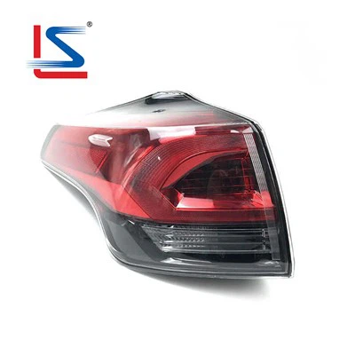 TOYOTA RAV4 2016 FEU ARRIÈRE OEM 81550-0R060 81560-0R060 RAV4 FEU ARRIÈRE